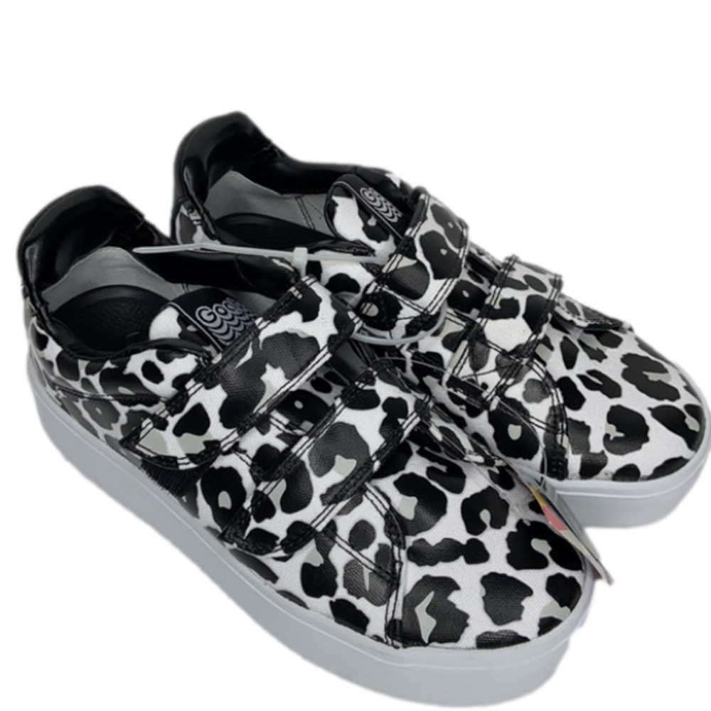COSMO Kids Cow Print Recycled Sneakers Size 3 NWT